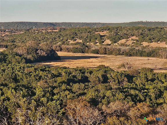 3rd image of 411 Arrowhead Trl