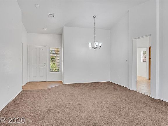 3rd image of 10520 Broom Hill Dr