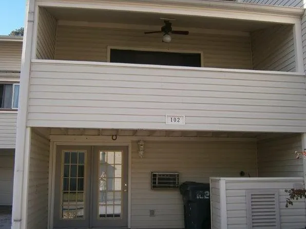 102 Running Brook Rd, Birmingham, AL 35226