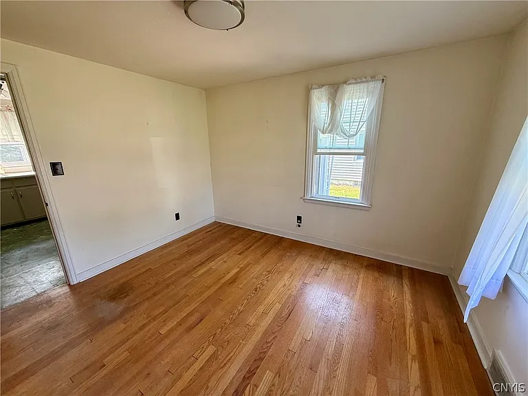 116 Chestnut Hill Dr — Photo 5
