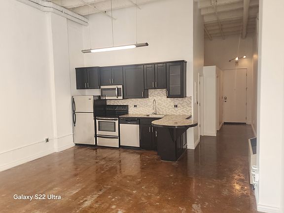 2nd image of 316 W 5th St #219