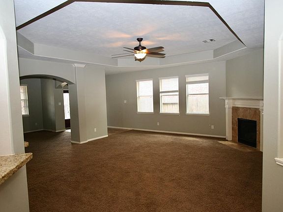 5th image of 26142 Twin Stone Ln