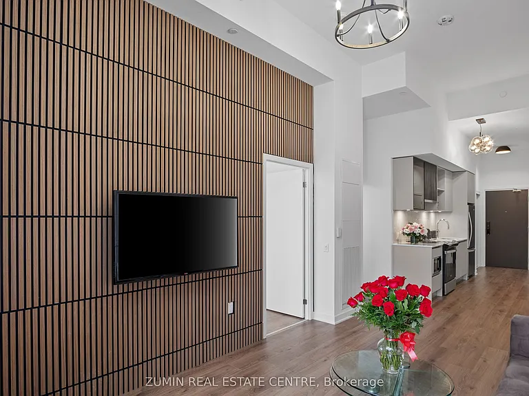 395 Dundas St W #110 — Photo 23