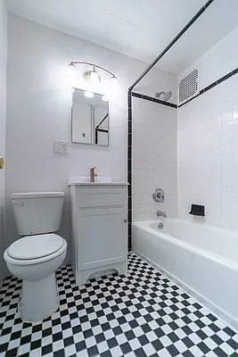 Rented by Compass | media 13