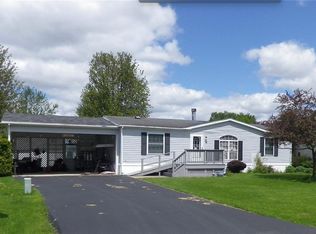 15 Indian Hills Dr, Waterloo, NY 13165