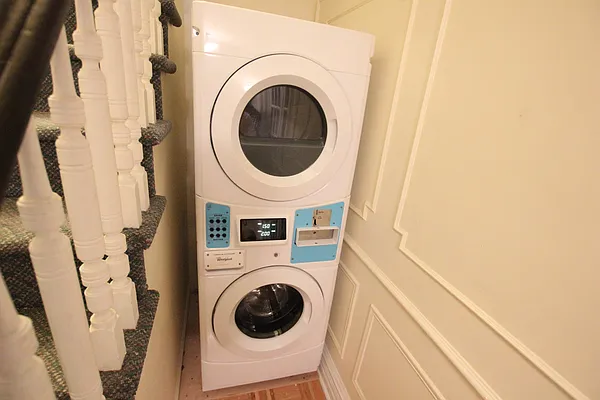 Rented by Compass | media 12