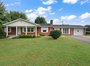 2070 Edmonton Rd, Glasgow, KY 42141