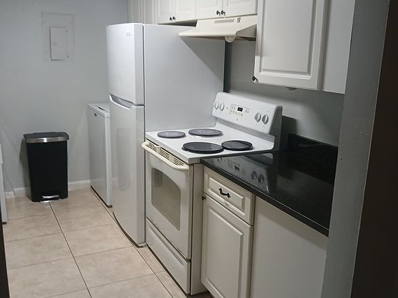 5th image of 4308 Aqua Vista Dr #4308