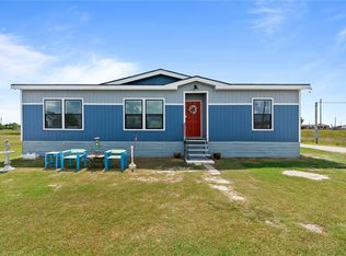 260 Allen M Parks Dr, Rockport, TX 78382