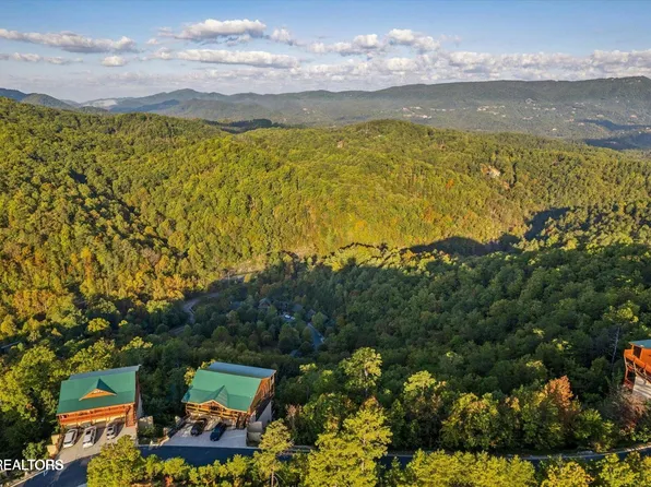 Mountain Ridge Way, Sevierville, TN 37862