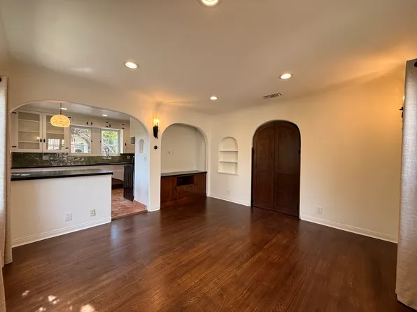 937 Hammond St #939, West Hollywood, CA 90069