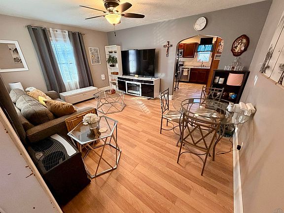 5th image of 2909 Isabella St