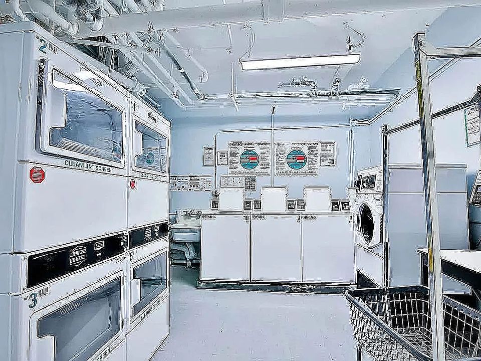 1st image of 102 W 80th St APT 24