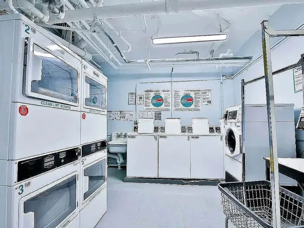 102 W 80th St APT 24, New York, NY 10024