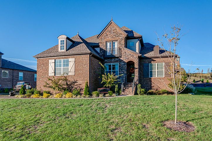 1st image of 547 Great Angelica Way