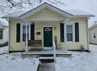 607 E Mound St, Circleville, OH 43113