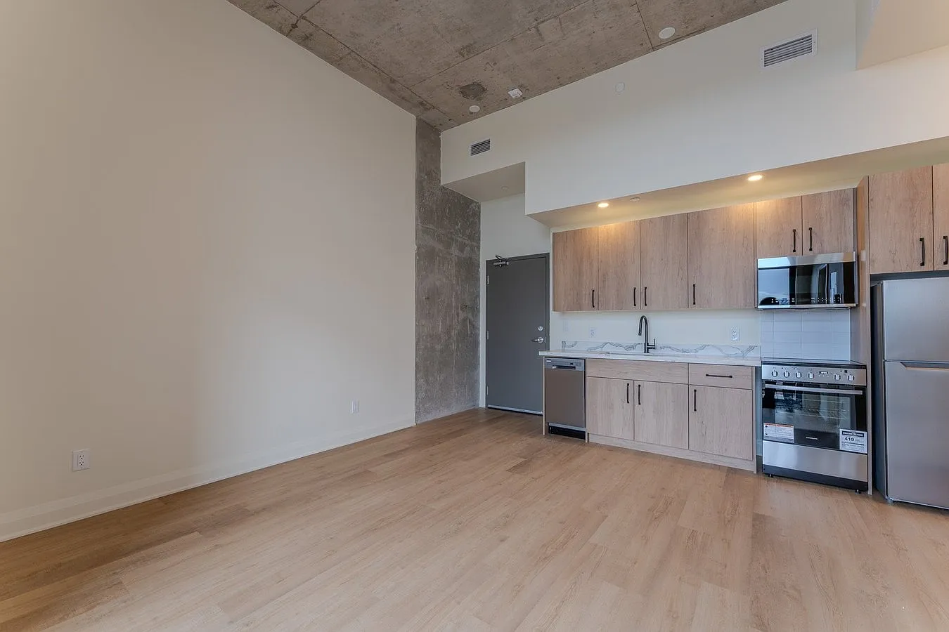 1 bed, 1.0 bath, 538 sqft, $1,725 — Photo 1