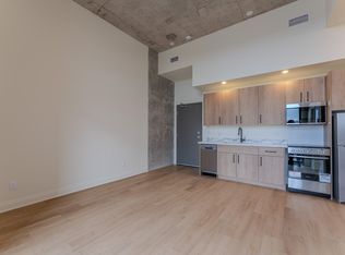 204-11 Robert St #204, Hamilton, ON L8L 2N9