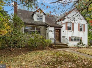 345 Oak Ave, Cherry Hill, NJ 08002