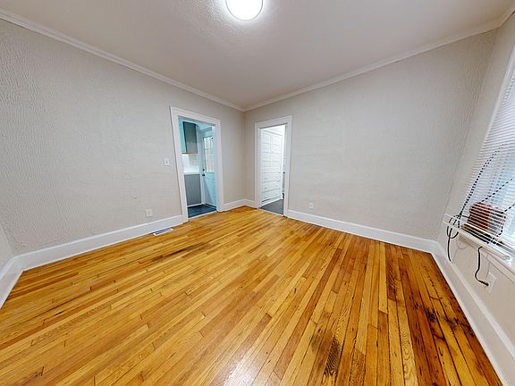 5th image of 12061 Cloverlawn St #12061