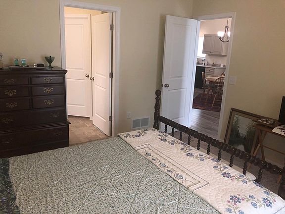 4th image of 5722 W Daffodil Ct