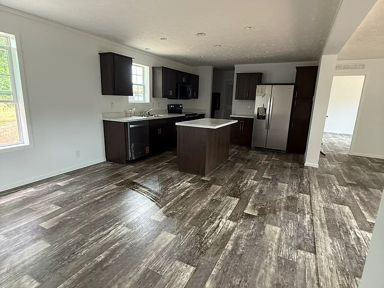11760 Highway 52 — Photo 9