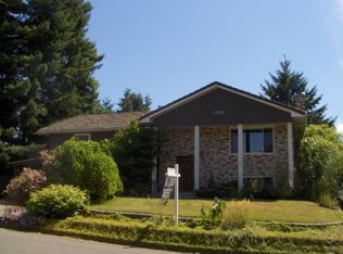 1799 NW Riverview Dr, Roseburg, OR 97471