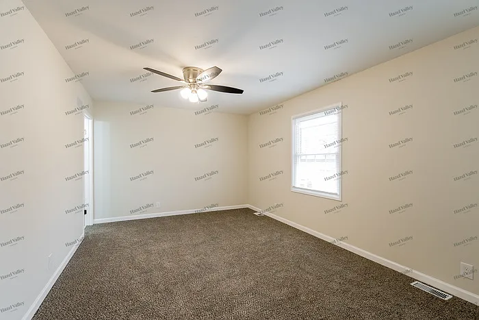 2944 Spring Water Dr — Photo 7