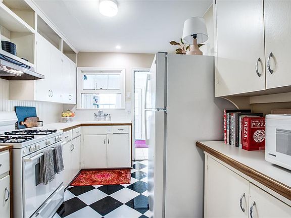 5th image of 5946 Goodwin Ave Lot 12