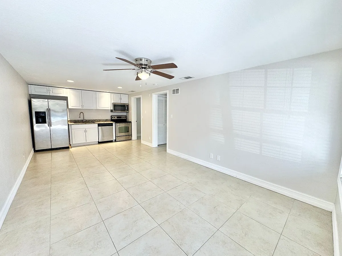 Building Photo - 5389 Treetops Dr