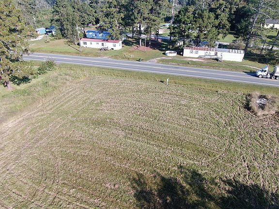 3rd image of 202 Van Streat Hwy
