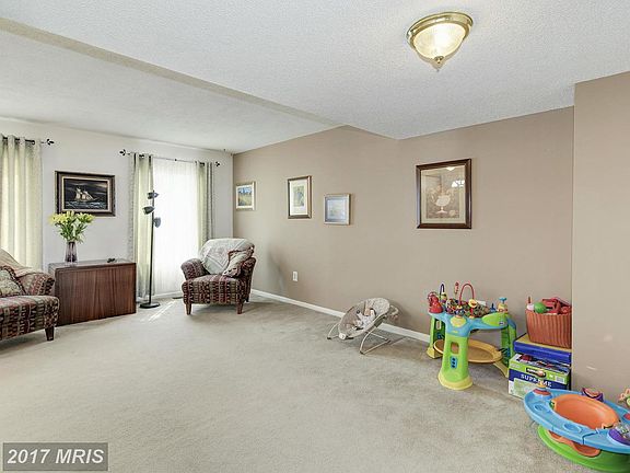5th image of 13319 Aiken Pl