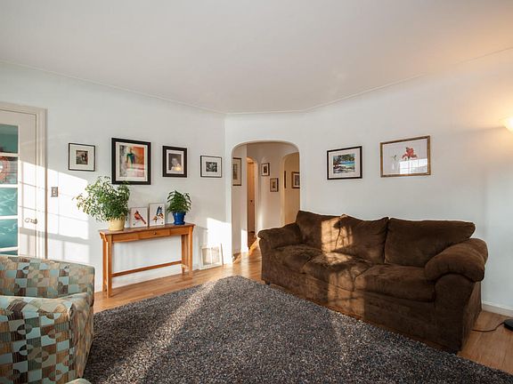 2nd image of 2044 Houseman Ave NE