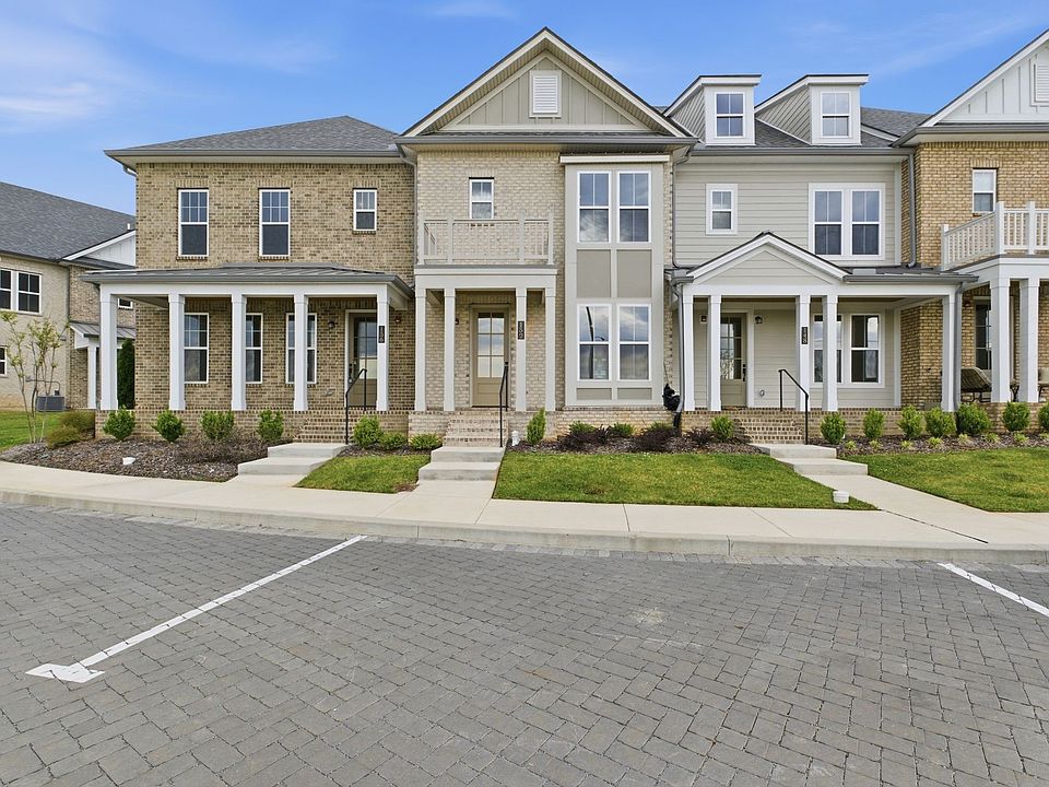 1st image of 152 Nearwater Pl