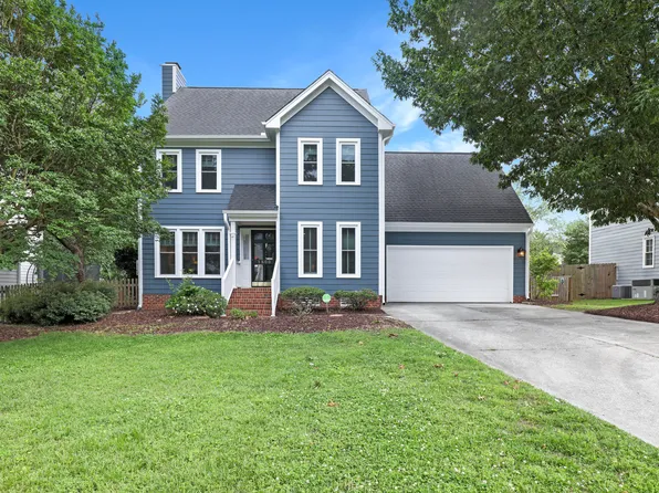 1500 Rainesview Ln, Apex, NC 27502