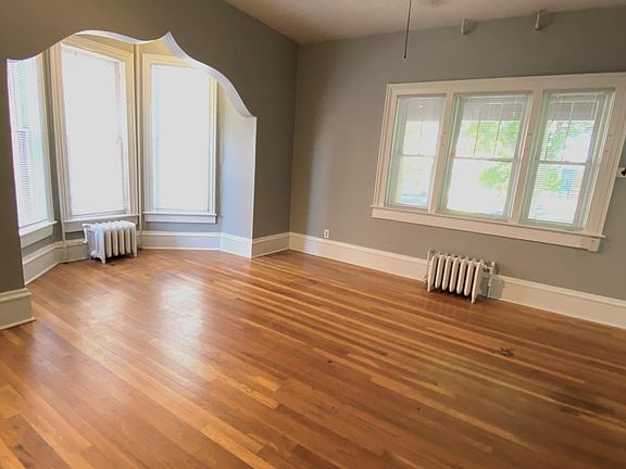 4th image of 1347 N Marion St #A
