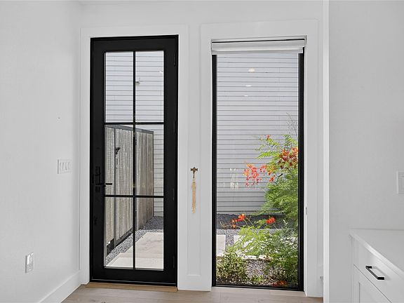 2nd image of 1816 Adina St Unit 2