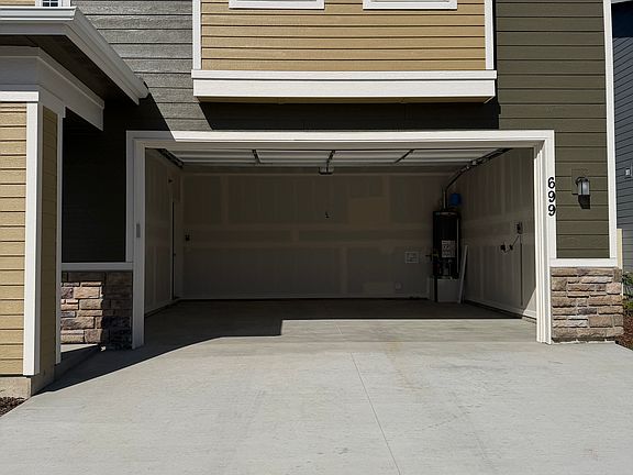2nd image of 699 N Tessa Ave