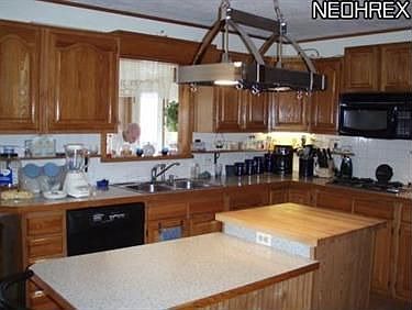 2nd image of 3153 Creekside Dr