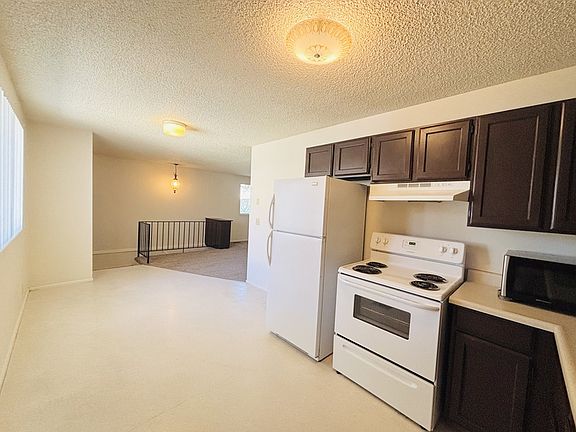 2nd image of 1265 E Crandall Ave #1275