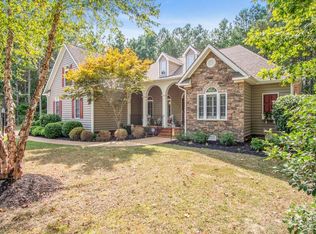 10489 Pine Warbler Dr, Providence Forge, VA 23140
