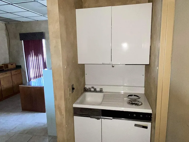 218 S Kansas Ave #1 — Photo 7