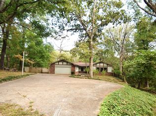 1314 S Curtis Ave, Pea Ridge, AR 72751