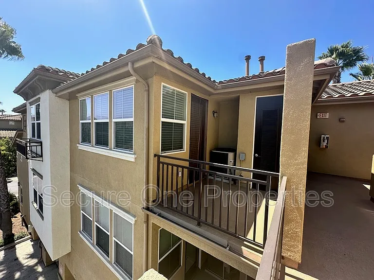 208 Riverdale Ct #715 — Photo 25
