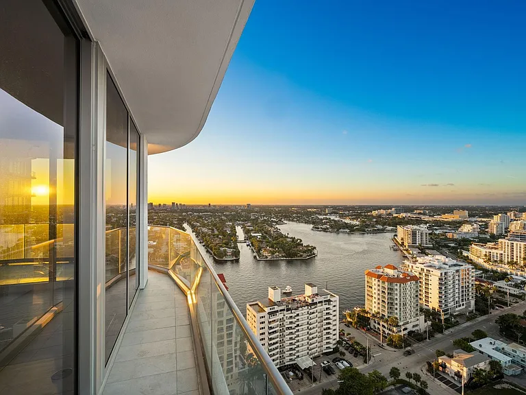 151 N Seabreeze Blvd #2503 — Photo 45