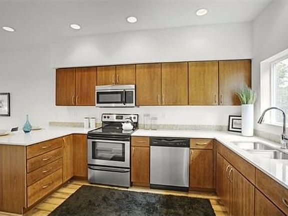 2nd image of 12022 32nd Ave NE #B
