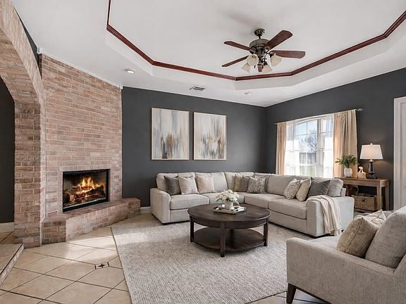2nd image of 10387 E Park Ave
