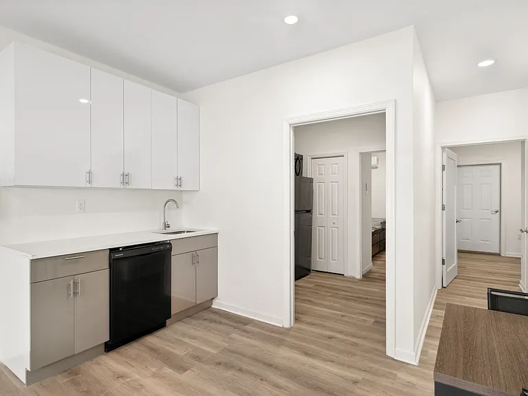 Owl's Nest Apartments — Photo 27