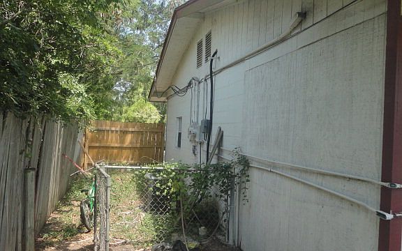 5th image of 409 N Central Ave