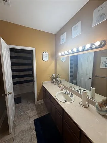 39348 McKendall Dr — Photo 16